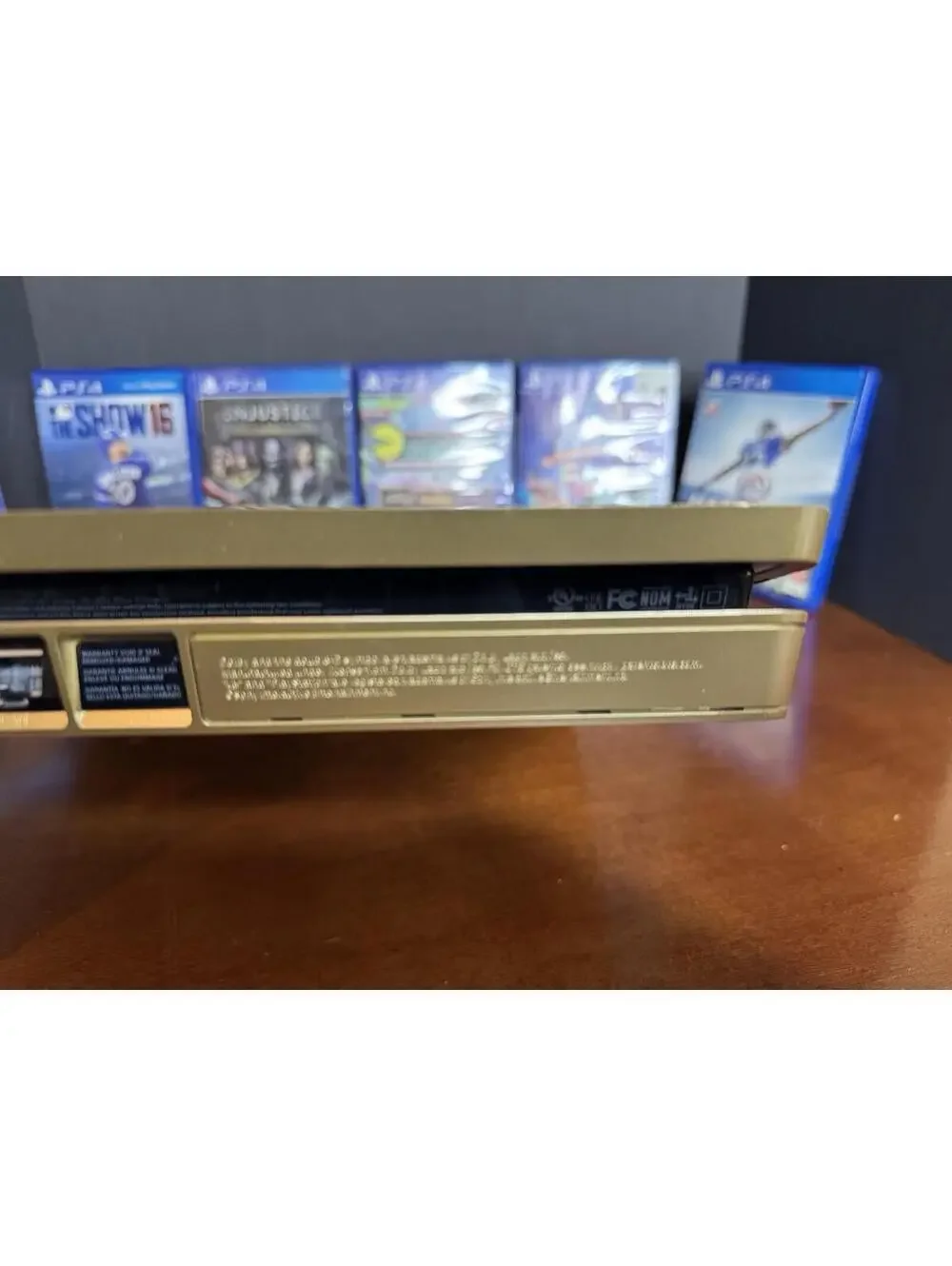 Sony PlayStation 4 PS4 Slim 1TB Gold Console CUH-2015B w/ 2 Gold Controllers